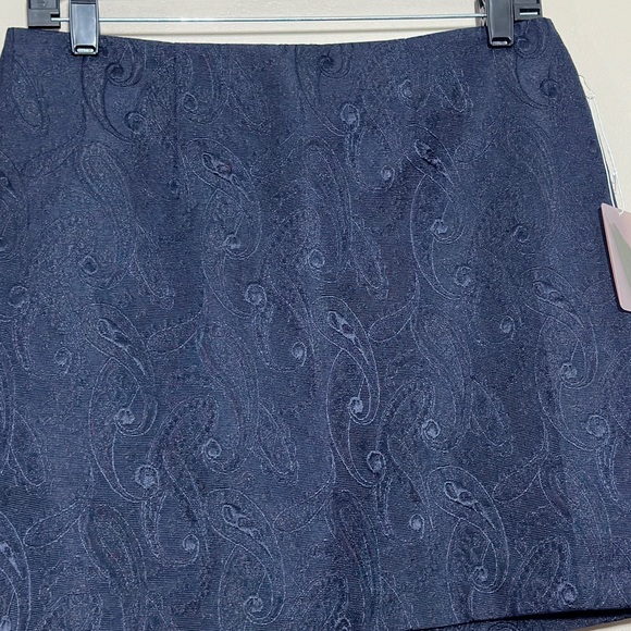NWT Forever 21 || woman’s navy Blue mini skirt size small - Picture 4 of 7
